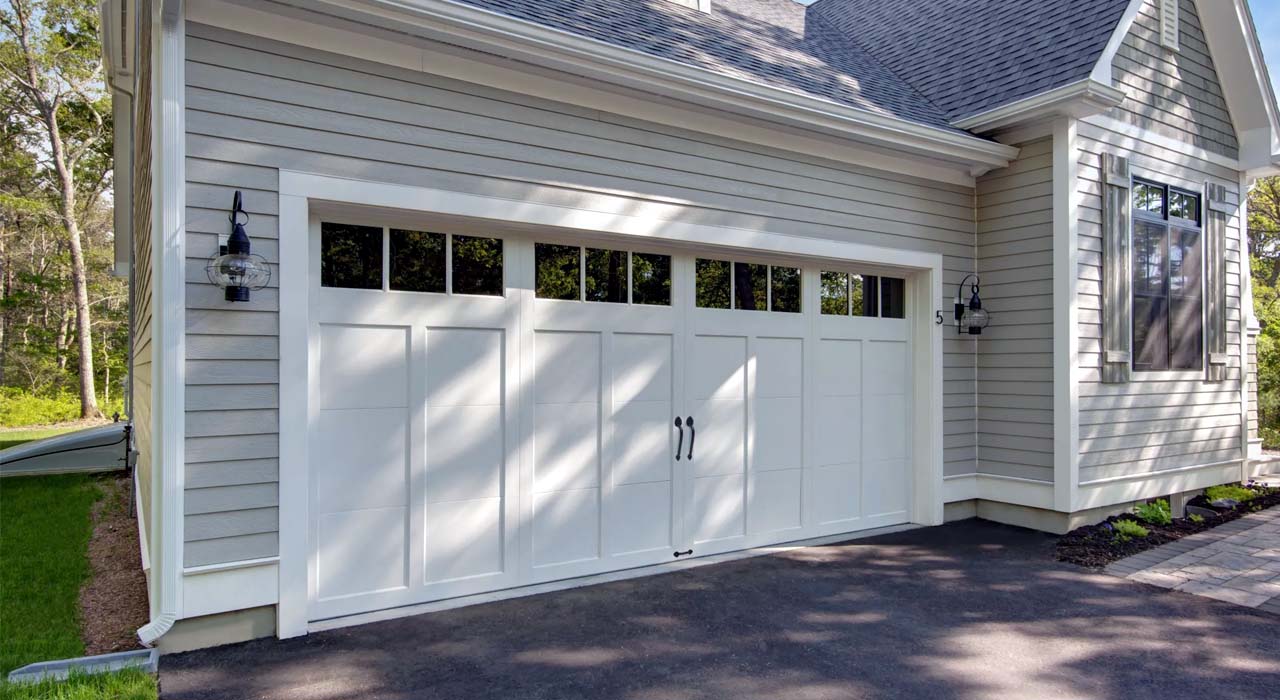 Professional garage door repair and installation services for Elkhorn homeowners.