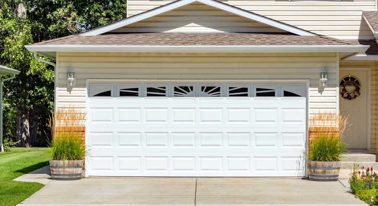 Fast, reliable garage door repair services for homes in West Omaha.